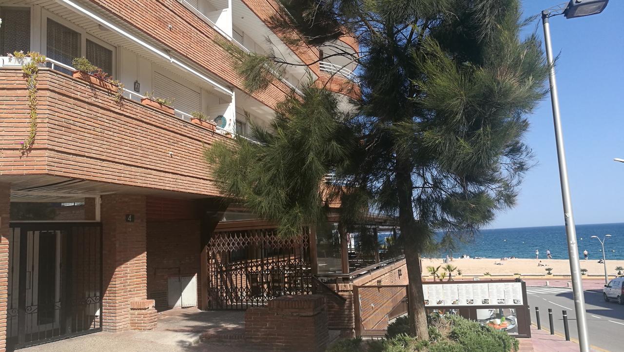 Carabela Hotel Lloret de Mar Esterno foto